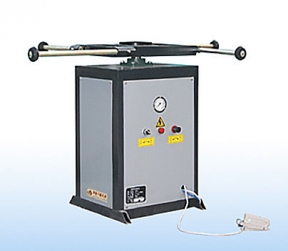 是什么原因?qū)е码p組份打膠機(jī)壓力不足？